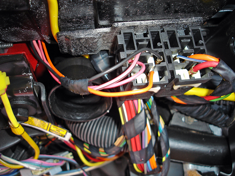 AVS Thin wall low voltage automobile line